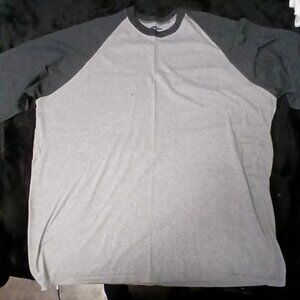 WHITE AND GREY 3/4 SLEEVE SHIRT, XXL